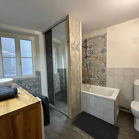 Jolie T3 Appt Duplex à *